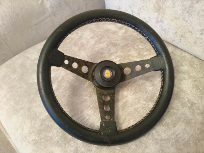 Steering wheel.jpg