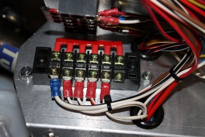 rsz_fuse_box_underside_ign_sub_board.jpg